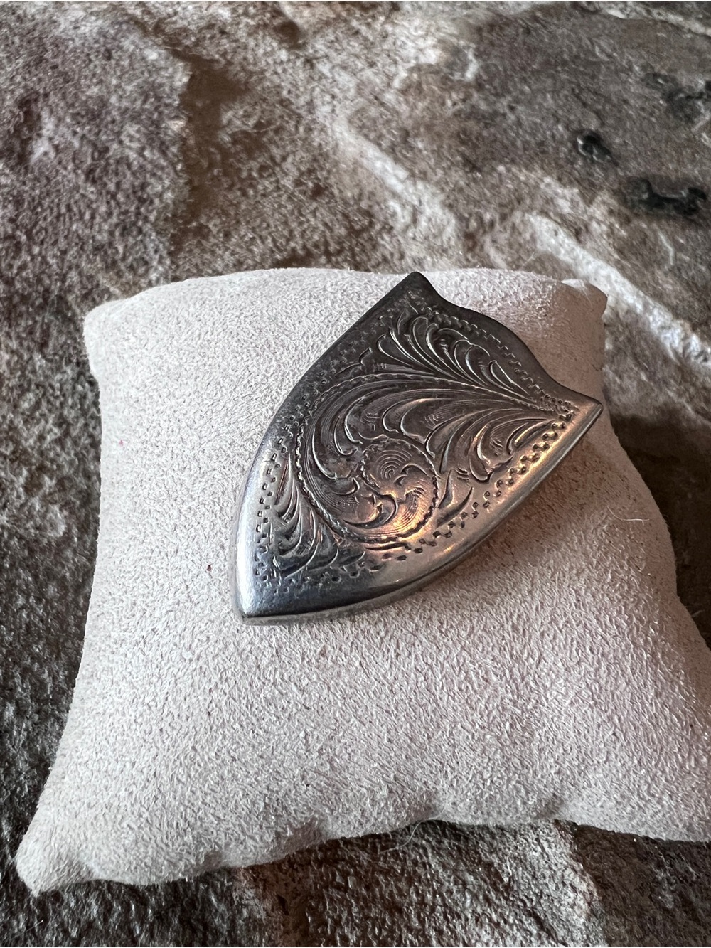 Vintage Silver Engraved Filagree belt tip clip